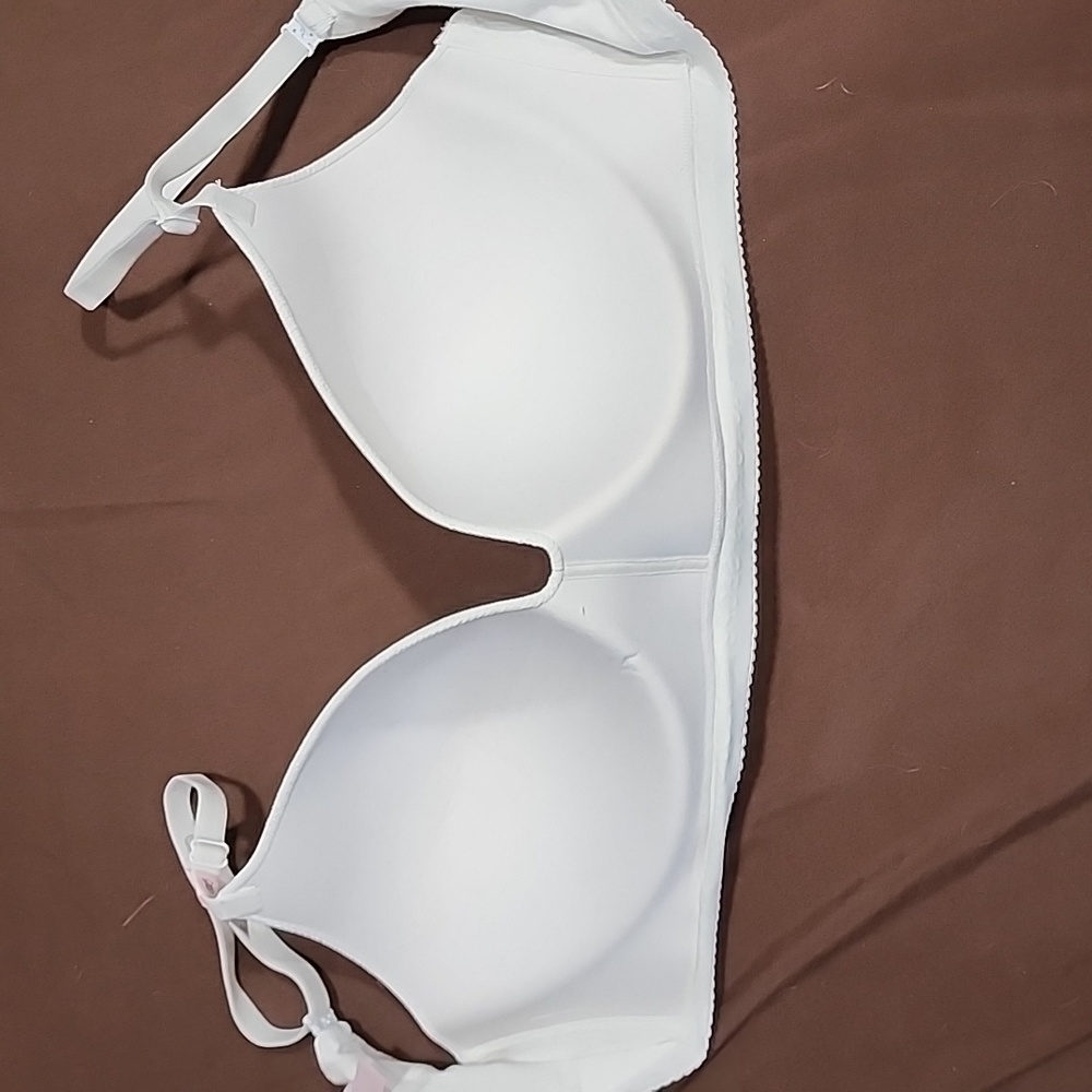 Victoria Secret bra - Picture 3 of 3